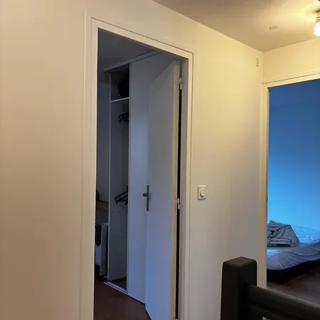 بيت للعطل La Maison Penchee