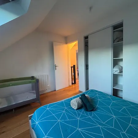 بيت للعطل La Maison Penchee *
